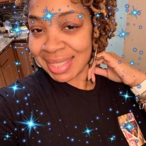 Meet your Posher, Lucy